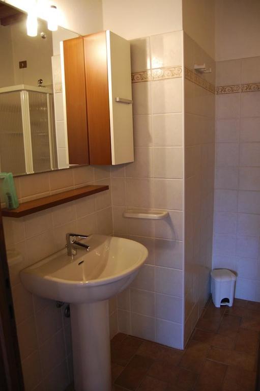Apartment Il Casino Numero 5 Lajatico Phòng bức ảnh